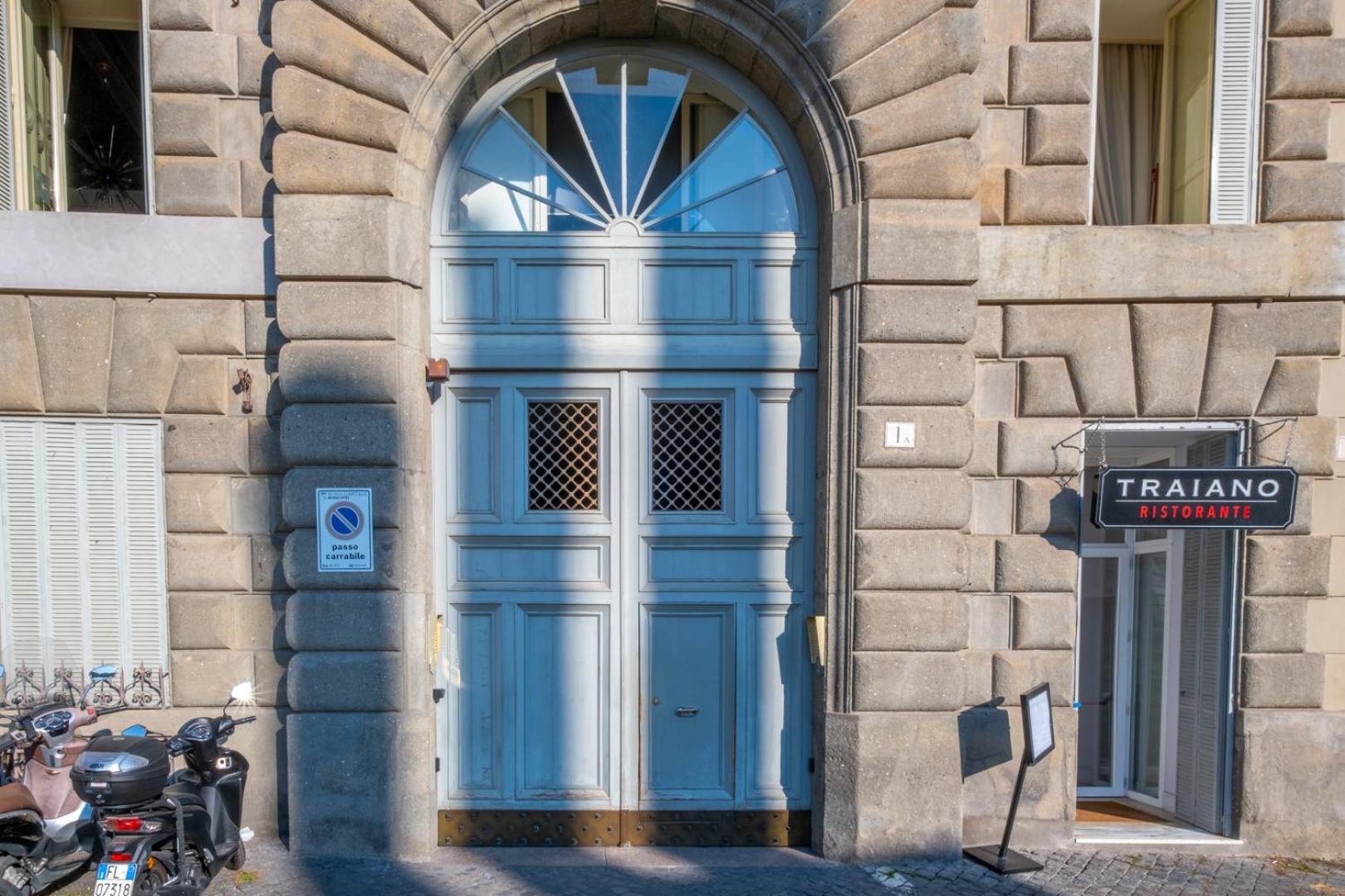 רומא Elegant And Luxury Apartment @Altare Della Patria מראה חיצוני תמונה